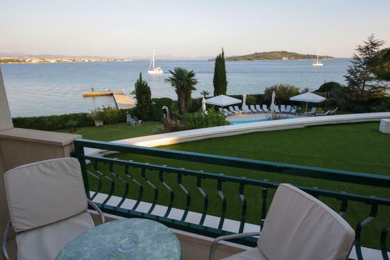 Hotel Villa Radin Vodice Exterior photo